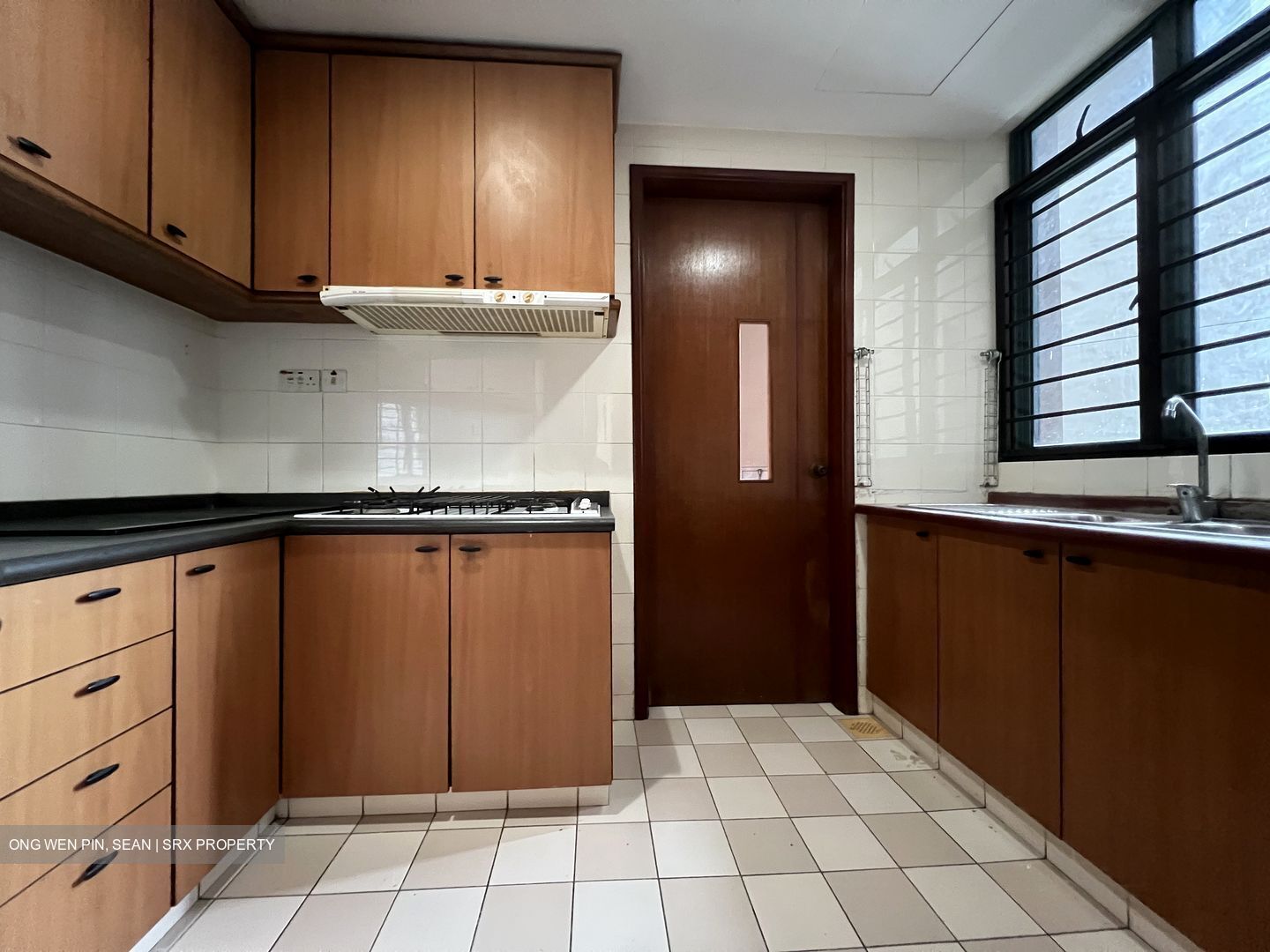Summerdale (D22), Condominium #638259391